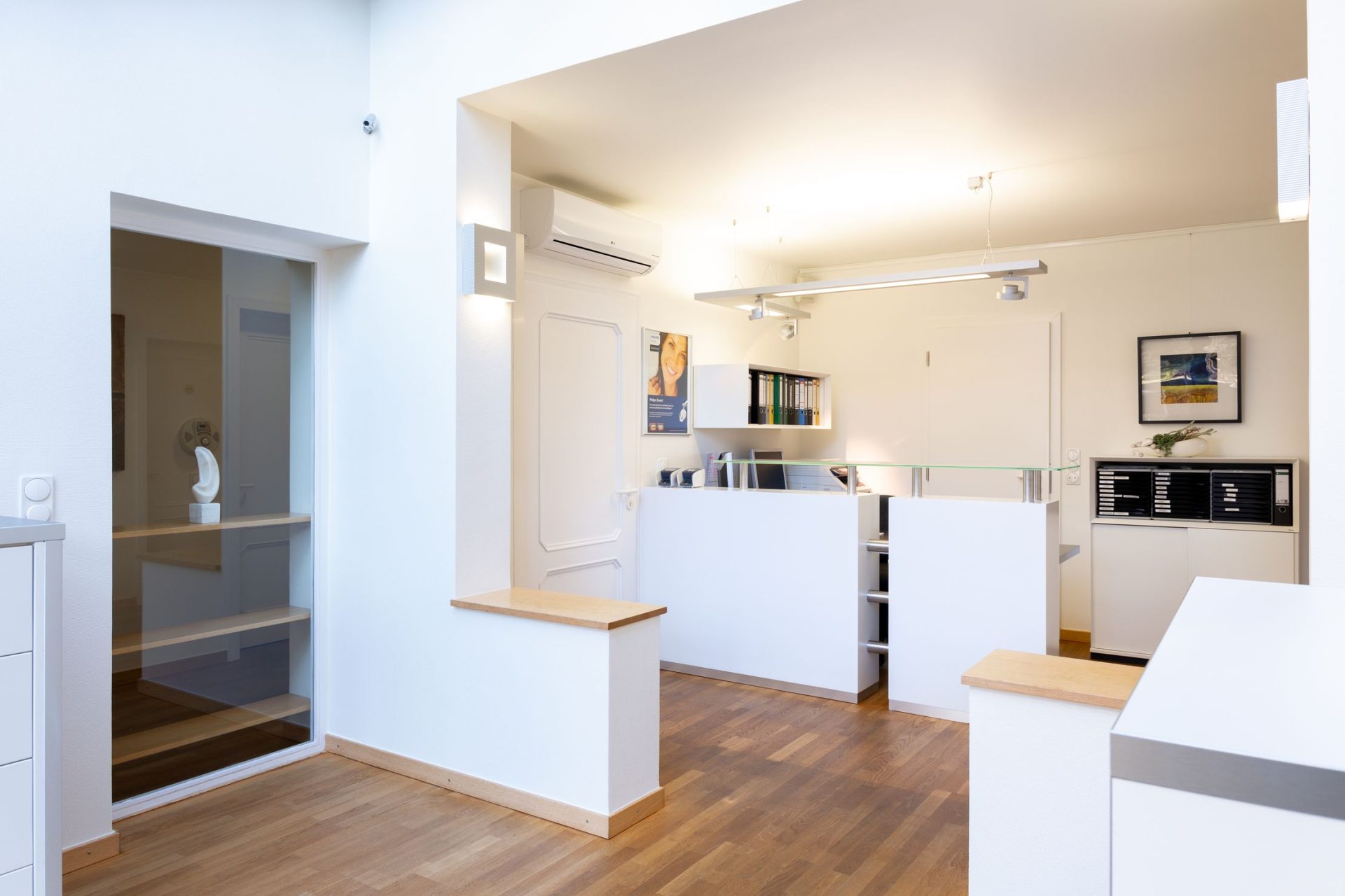 cabinet dentaire salle d'entrée